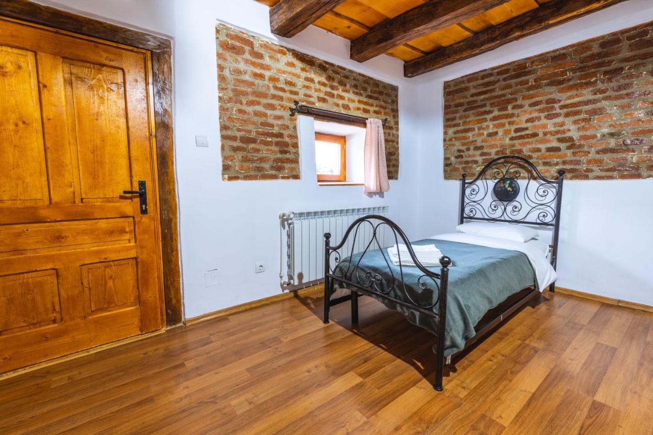 Chalet Giuel Barcut Εξωτερικό φωτογραφία